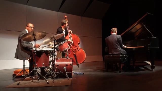 Concert at William Paterson University смотреть онлайн
