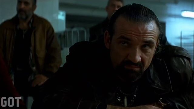 New Joker with Pencil Trick (Joaquin Phoenix DeepFake) смотреть онлайн