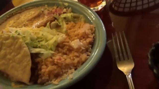 #225 США Аляска Анкоридж Ресторан мексиканской кухни Gallo's