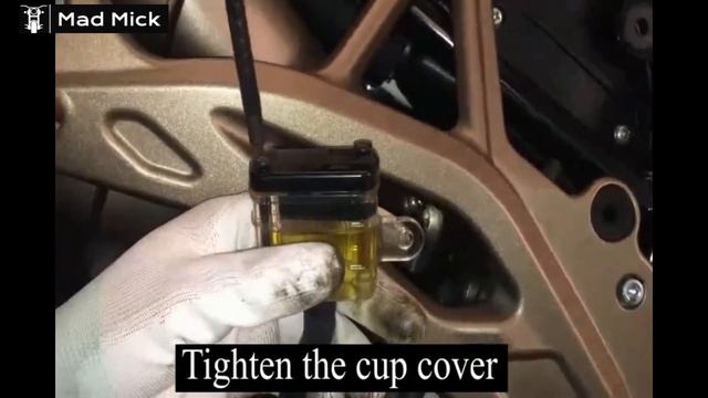 ZONTES Z250 ZT310 REAR BRAKE PAD CHANGE D.I.Y. смотреть онлайн