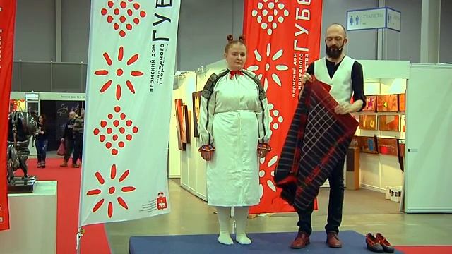Этно-художественная акции «Кимоно VS Понёва: традиционная одежда снаружи и изнутри» смотреть онлайн