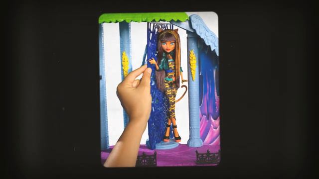 Monster High Freaky Fusion Catacombs Playset - Great Theming and Poor Design смотреть онлайн