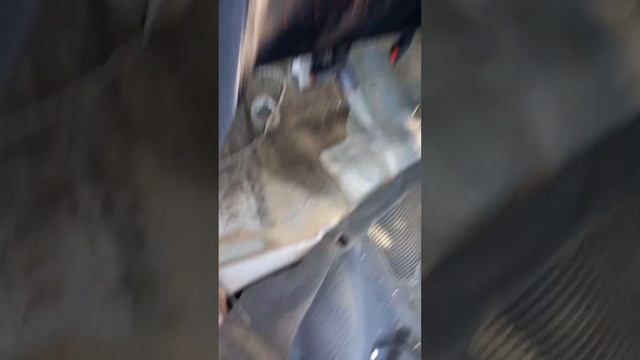 замена троса и ручки открывания багажника на TOYOTA CORONA PREMIO AT211 смотреть онлайн