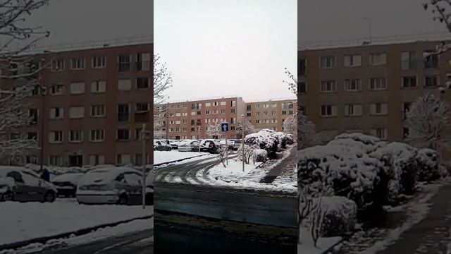 La niege à Fleury les Aubrais смотреть онлайн