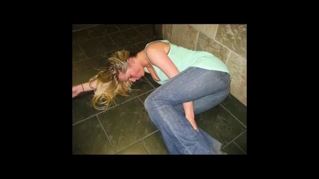 Пьяные девки!бабы жгут!приколы,ржач ,угар,смех до слёз смотреть онлайн