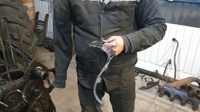 установка передней крышки двигателя Т-40 смотреть онлайн