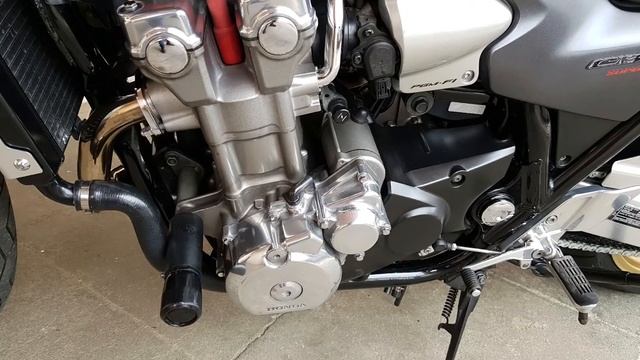 cb 1300 super four do JÚNIOR смотреть онлайн