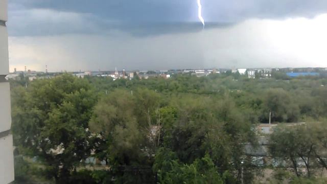 Молния в городе Энгельс смотреть онлайн