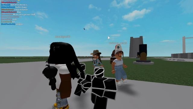 Guessing people’s age by there avatar *Literally dead* | Roblox Foxes смотреть онлайн