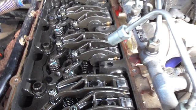 Регулировка клапанов Cummins 2.8 ISF. Пробег 97000км.