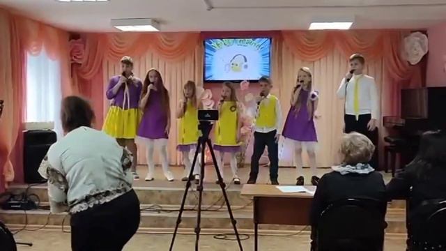 Хоровое пение 2, 3 класс "Балаганчик" 1 кат. ансамль младшая группа смотреть онлайн
