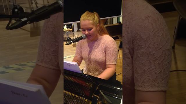 Solveig Økland - Ved korsets fot смотреть онлайн