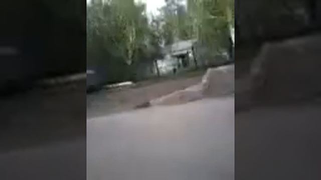 Идём в магаз после столовки на "Банном" смотреть онлайн