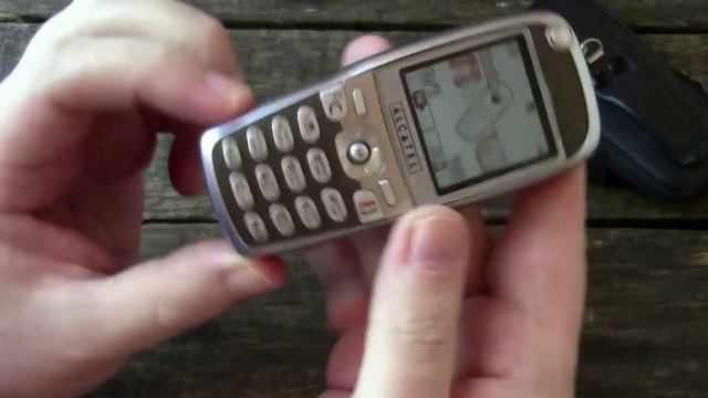 Alcatel One Touch 535: мобильник по-французски (2003) – ретроспектива смотреть онлайн