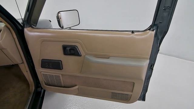 1989 Ford Bronco II Eddie Bauer смотреть онлайн