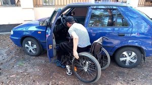 Инвалиды на авто, ручное управление, как пересесть в авто  и обратно с коляской