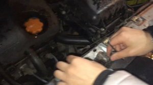 Не закрывается капот на ВАЗ 2114? - Есть решение / Пружинка замка капота / Первый снег / Серия 19