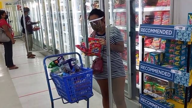 Vibrator Trying in Public | Lovense | Grocery with @JuliaEvangelineUnite #lovense #public смотреть онлайн