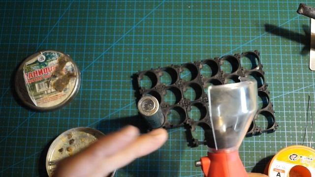 Как быстро, безопасно припаять провод к литиевому аккумулятору 18650, пайка li-ion паяльником смотреть онлайн