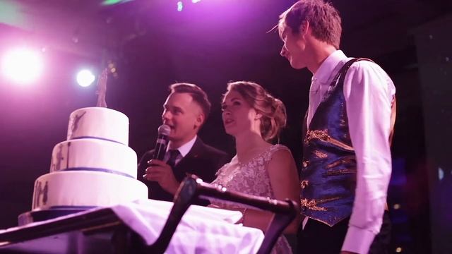 Роман Кукуруза - ведущий в формате ИИ: искренний и интеллигентный. Ведущий на свадьбу в Москве 2020 смотреть онлайн