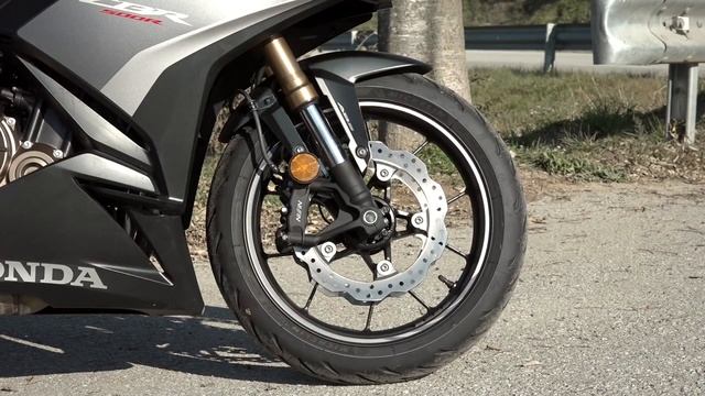 TEST Honda CBR500R 2022 | Una auténtica R para el A2 смотреть онлайн
