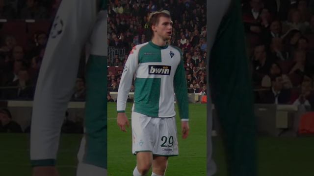 Philips Lahm Vs Mertesacker Dulu Dan Sekarang #Short #jerman #beritabola #ronaldo #bola смотреть онлайн