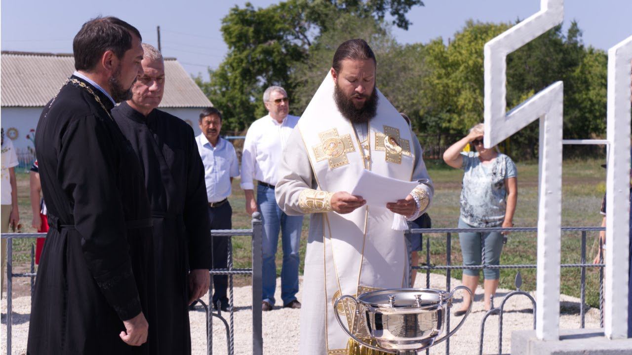 Поклонный крест в Новобуранном смотреть онлайн
