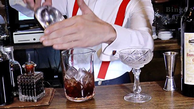 Bruce Bar, the barman at the work смотреть онлайн