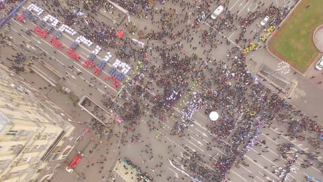 Эпичный флешмоб в День Народного Единства смотреть онлайн