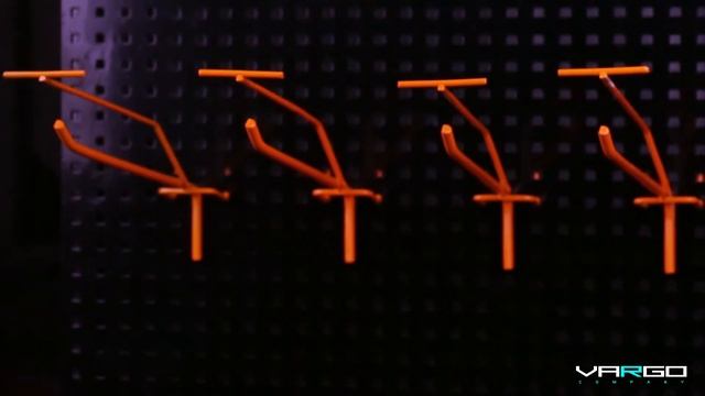 Крючки торговые на перфорацию с ценникодержателями. Торговое оборудование Bendvis смотреть онлайн