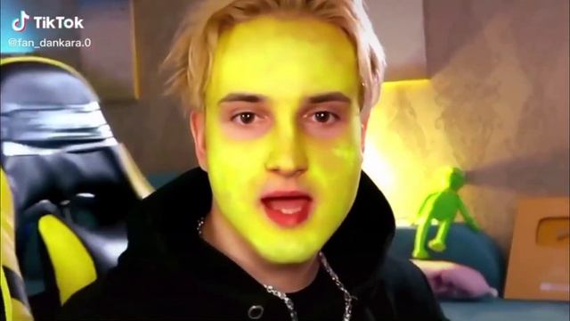 Какие блогери лучше, Русский, или, Американские!?!? Знаю Данкар с Украины:_) смотреть онлайн