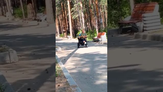 я ногой управляю коляской #хочуврекомендации смотреть онлайн