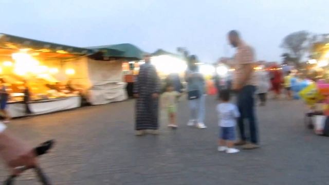 ПЛОЩА ДЖЕМАА ЕЛЬ - ФНА (Jemaa-El-Fna) МАРРАКЕШ смотреть онлайн
