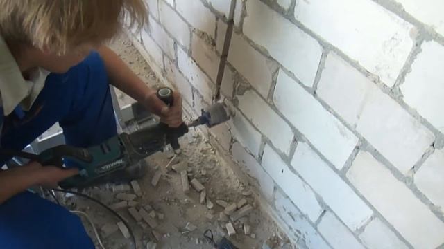 Высверливание отверстия под розетки смотреть онлайн