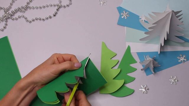 DIY Объёмная Ëлка из бумаги своими руками/ Новогодние поделки из бумаги смотреть онлайн