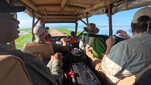 Insta360 Ace PRO in the WILD! смотреть онлайн