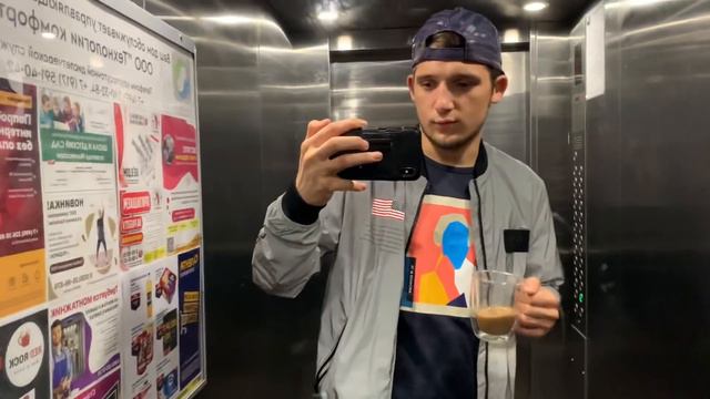 МОСКВА. Срочно! Нужна Ваша Помощь. Кремль. Красная Площадь. Отнёс Кота В Ветклинику.