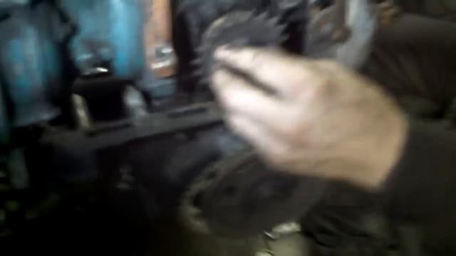 Мотокультеватор Крот,установка цепи вместо ремня и переделка в зимний вариант. смотреть онлайн