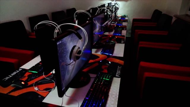 WaW e-sports gaming center in Mongolia UB pc game смотреть онлайн