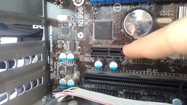 Как к пк / майнинг ферме подключить райзер смотреть онлайн