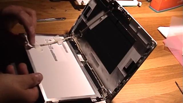 Screen replacement Packard Bell Dot S/P-510NL смотреть онлайн