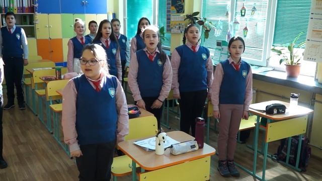 В НУ"Св.Климент Охридски" рецитираха едновременно стихотворение за Васил Левски смотреть онлайн