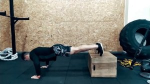 Отжимания с опорой ног. Техника выполнения.