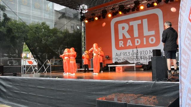 Индийский танец ,,Мандарин ",танцевальная детская группа смотреть онлайн