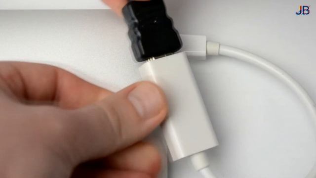 Підключаємо Apple MacBook до монітору або телевізору за 2$ смотреть онлайн
