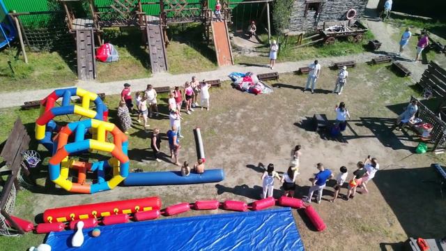 Кто работает - тот хорошо отдыхает. смотреть онлайн