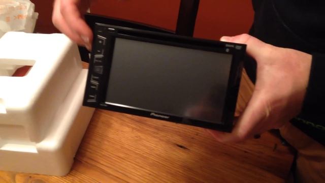 Unboxing Pioneer AVH 270BT Receiver смотреть онлайн