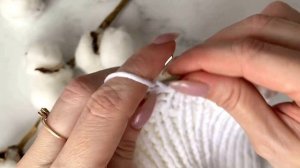 Красивая шапочка для девочки спицами / Шапка спицами / Вязание спицами / Узор для шапки спицами