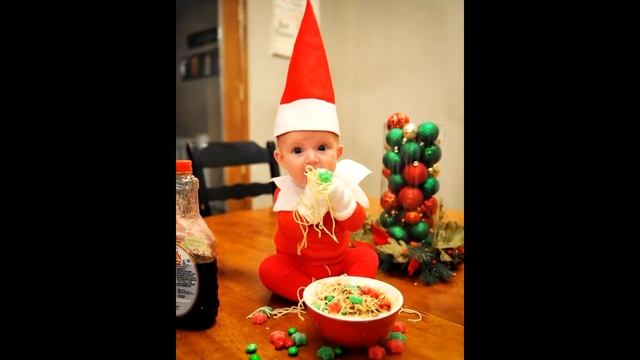 Папа превратил ребенка в помощника Санты в новогодней фотосессии смотреть онлайн