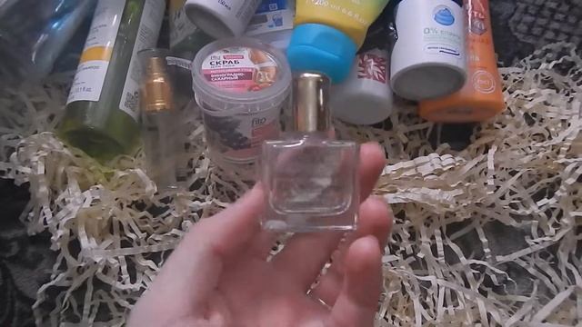 Пустые баночки за несколько месяцев)))май,июнь, и немного июля))